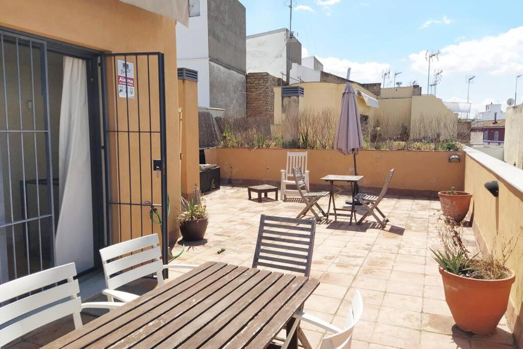 Penthouse Near Cathedral Private Rooftop Private Parking Seville Exterior photo