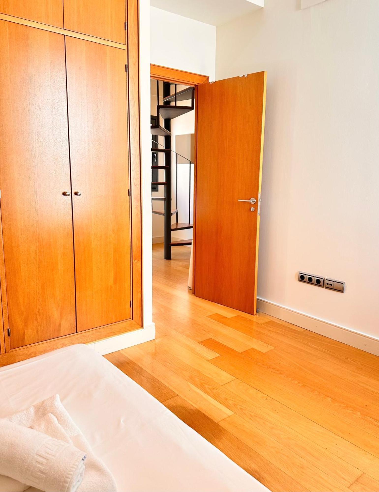 Penthouse Near Cathedral Private Rooftop Private Parking Seville Exterior photo